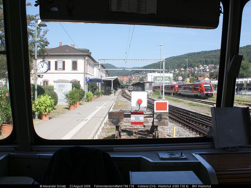 http://www.ulmereisenbahnen.de/fotos/796-739_2009-08-23_Koblenz-Waldshut1_copyright.jpg