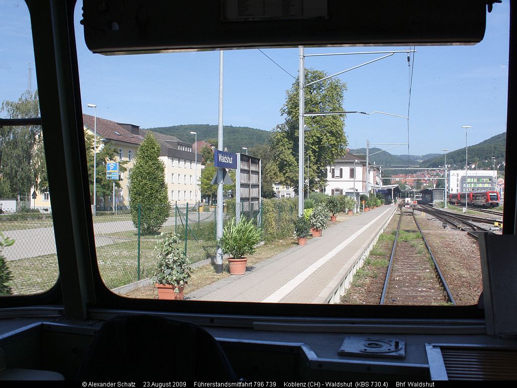 http://www.ulmereisenbahnen.de/fotos/796-739_2009-08-23_Koblenz-Waldshut2_copyright.jpg