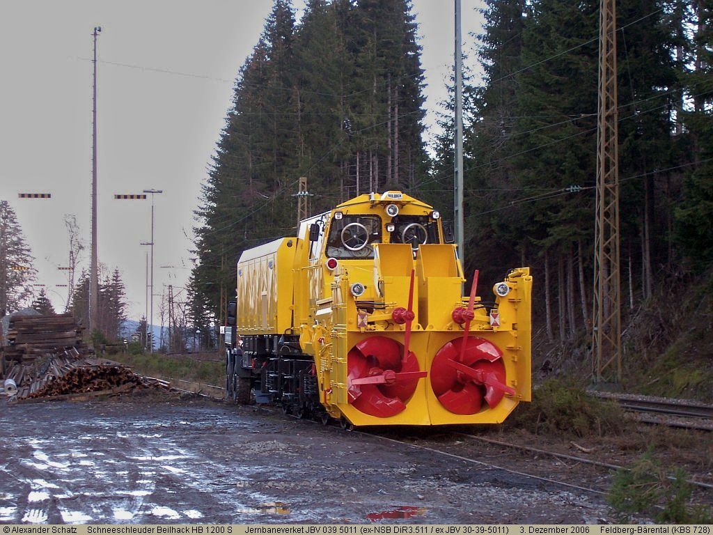 http://www.ulmereisenbahnen.de/fotos/Schneeschleuder_2006-12-03_Feldberg-Baerental1_copyright.jpg